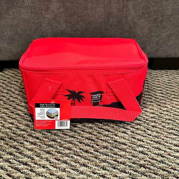 Trader Joe's Mini Insulated Bag - Picture 3 of 4